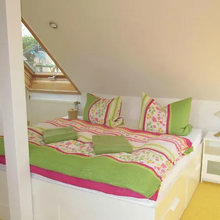 Getaway With Private Terrace, Cleaning Included Casa vacanze *