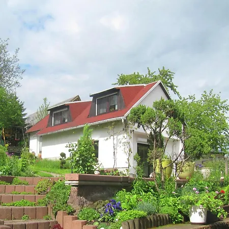 Getaway With Private Terrace, Cleaning Included Casa vacanze *