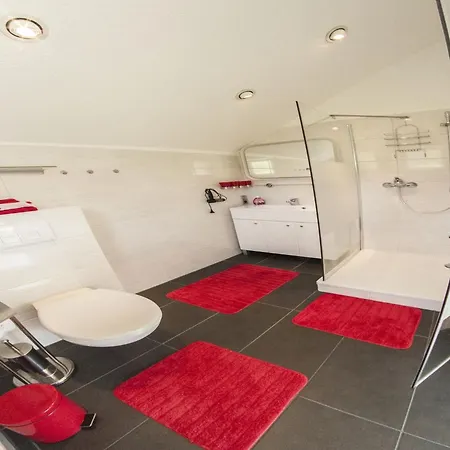 Getaway With Private Terrace, Cleaning Included *