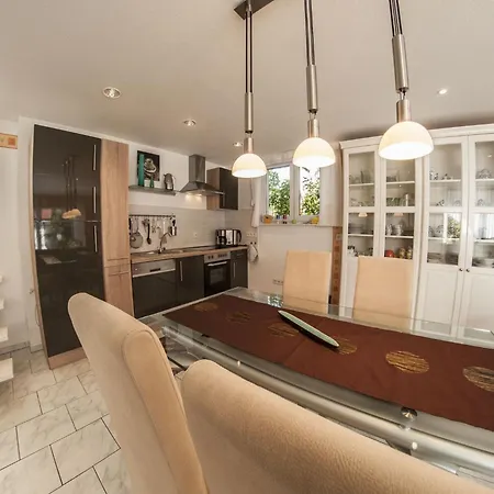 Casa vacanze Getaway With Private Terrace, Cleaning Included